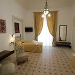Palazzo Restifa 住宿加早餐酒店 4*