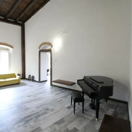 Palazzo Restifa 4* מונטאלבאנו אליקונה